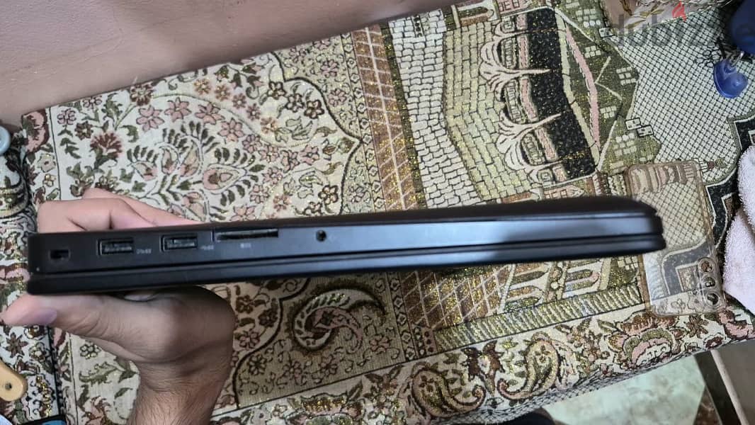 Dell Latitude 5570 HQ 3