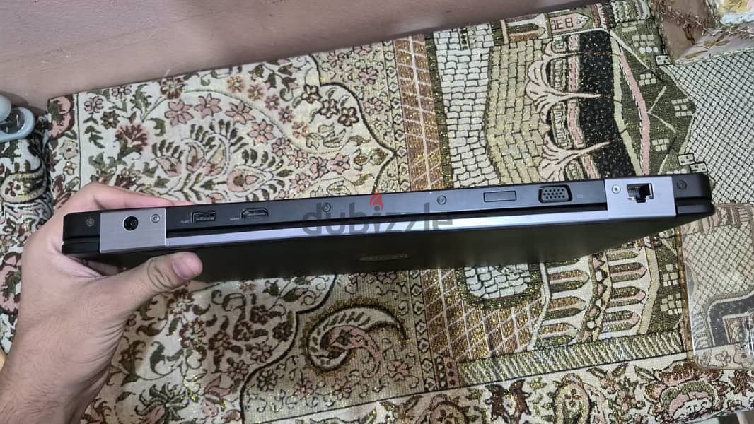 Dell Latitude 5570 HQ 4