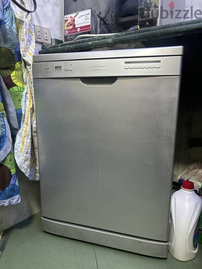 White westing house dishwasher