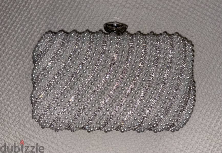 Silver soirée clutch (pearls) 3