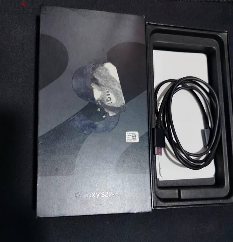 Samsung S22 Plus 4