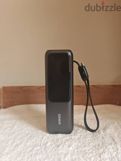 مخزن طاقة powerbank من Anker سعة 25000 Am غير مستخدم تقريبا