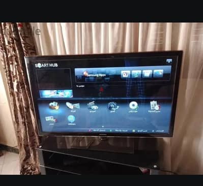 شاشه سامسونج 46 بوصه عاديه مش سمارت  استعمال خفيف