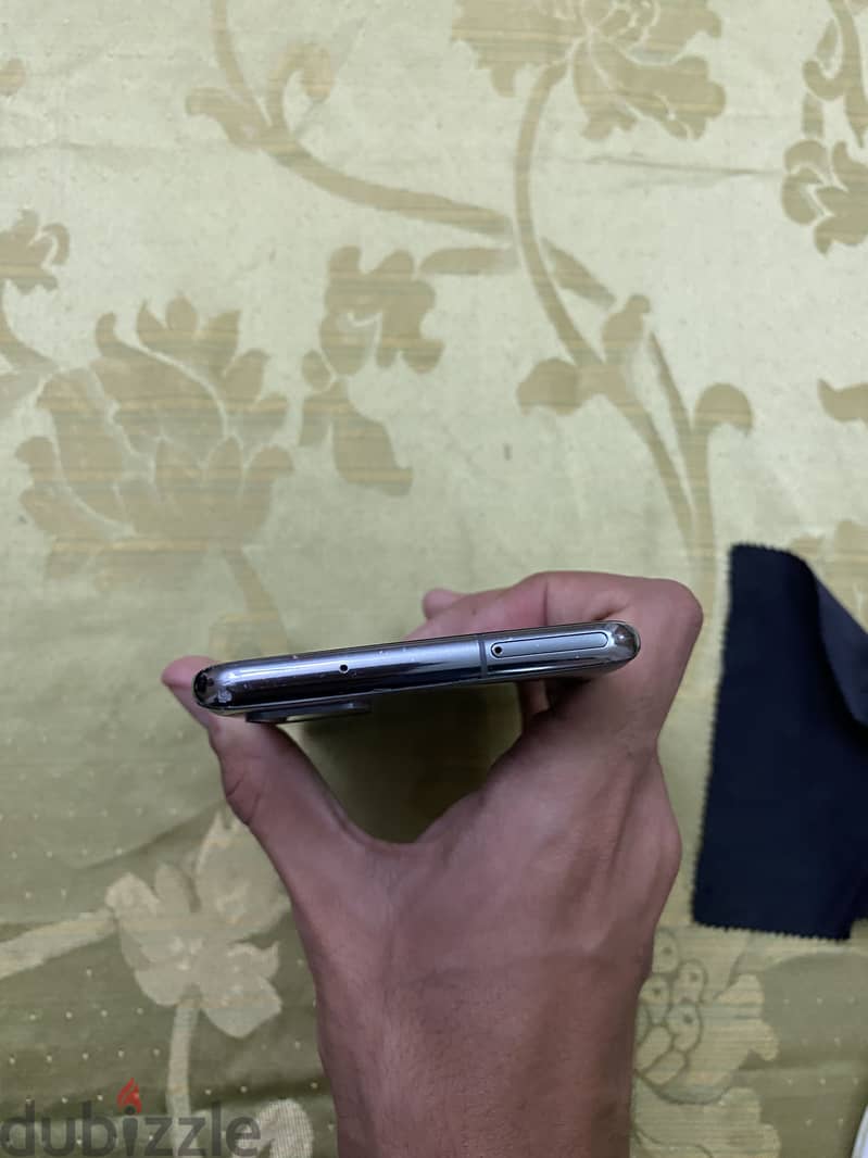 Samsung s20 plus 7
