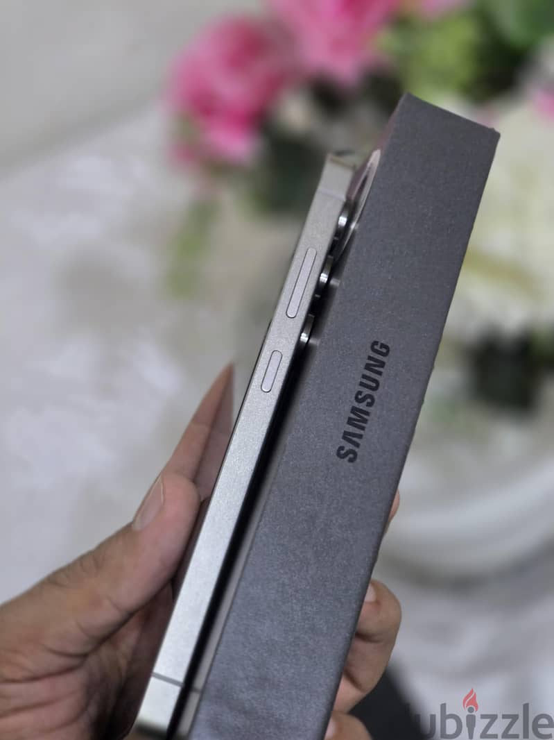 Samsung S25 Ultra 4