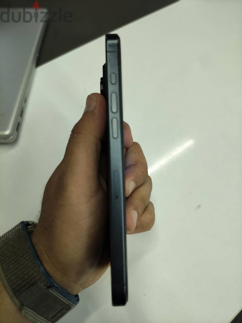 iphone 15 Pro Max 512G B86% 3
