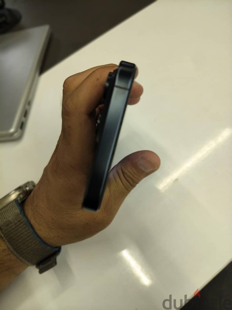 iphone 15 Pro Max 512G B86% 4