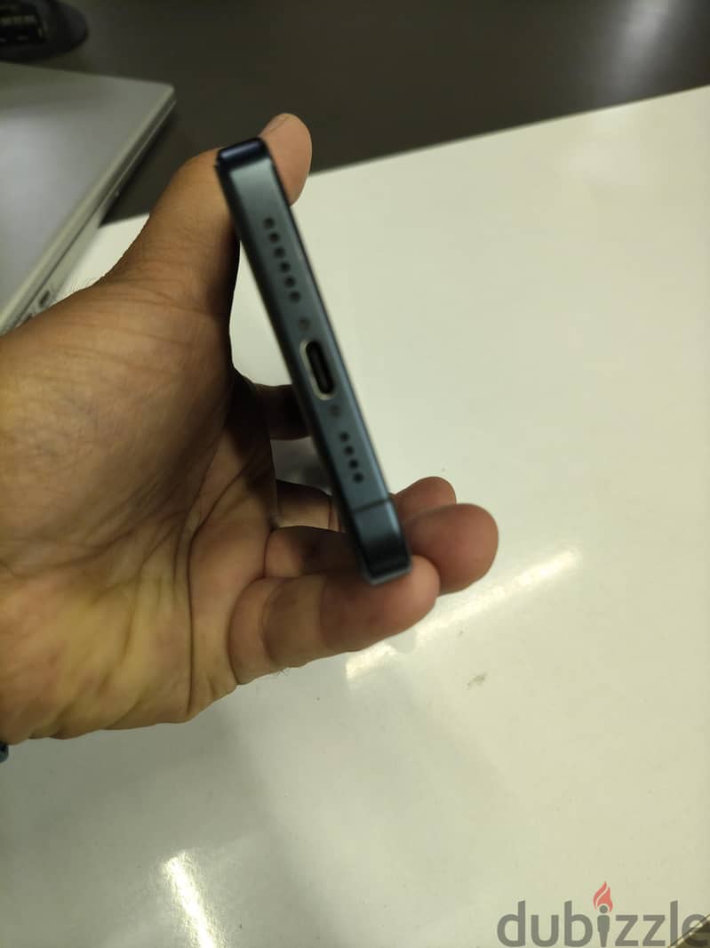 iphone 15 Pro Max 512G B86% 6