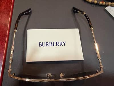 Burberry sun glasses