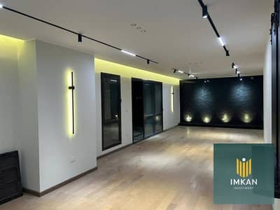 Apartment for sale with hotel-style finishing in the ALJAR Valory El Shorouk compound (next to Madinaty). Fully serviced and equipped with all ameniti