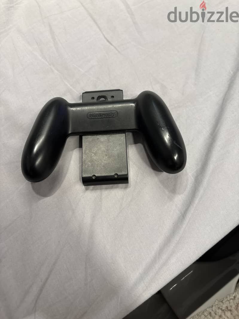 Nintendo joystick controller undamaged 1
