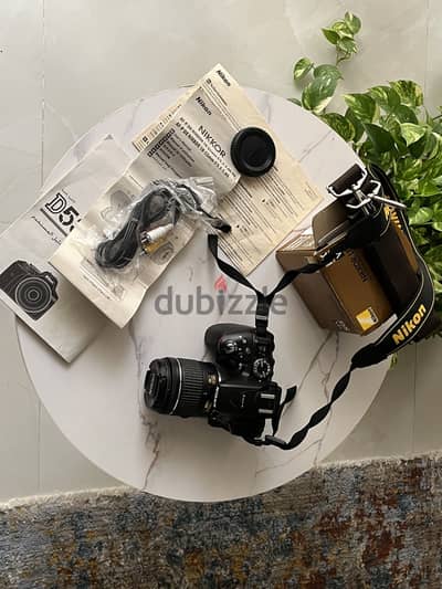 Nikon D5300 + عدسة AF-P VR بالكرتونة - شاتر 2545 لقطة