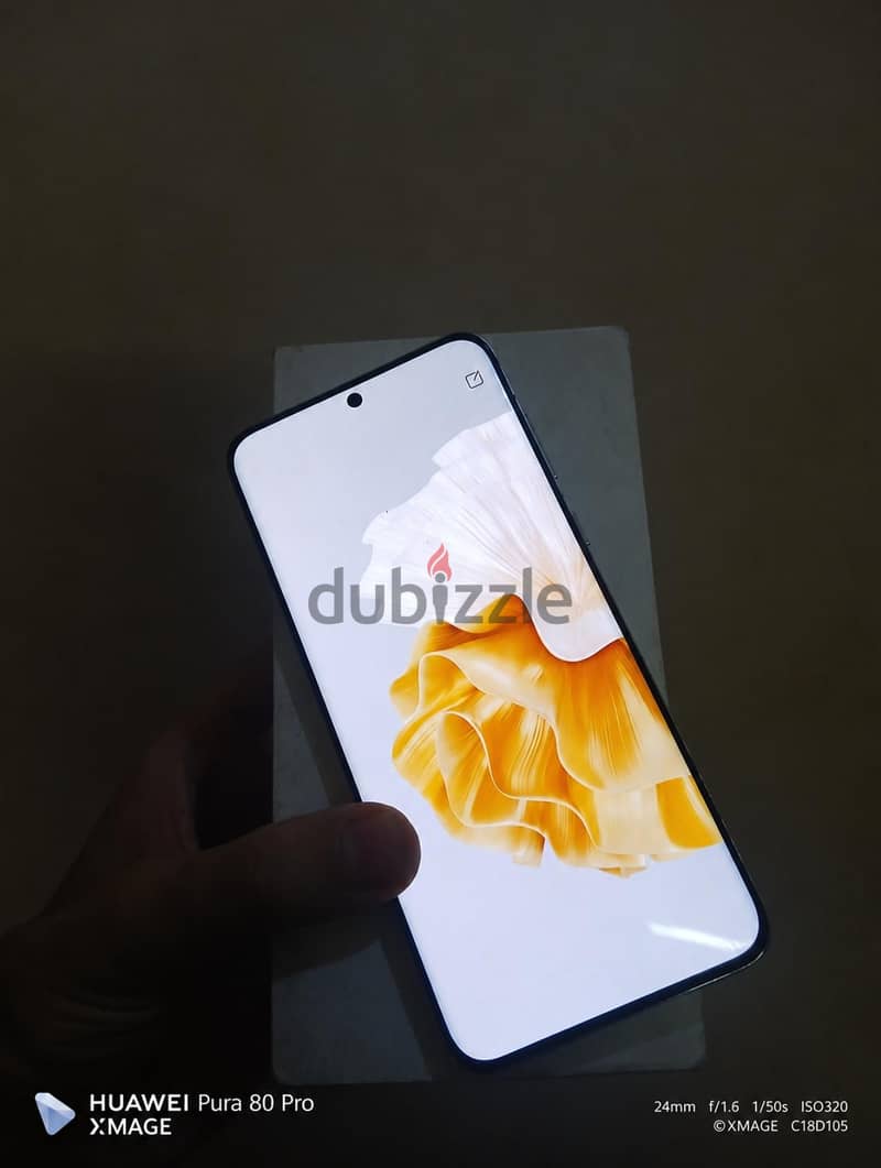 Huawei P60 Pro with box 1