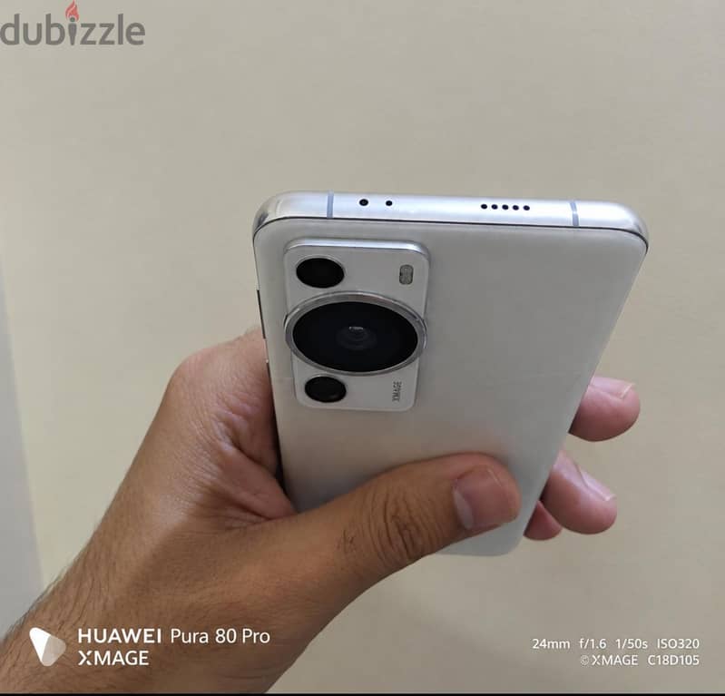 Huawei P60 Pro with box 2