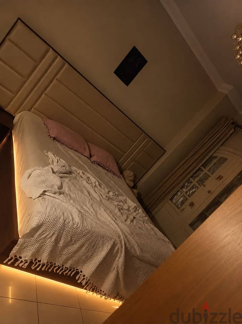 Full luxury bed room 2