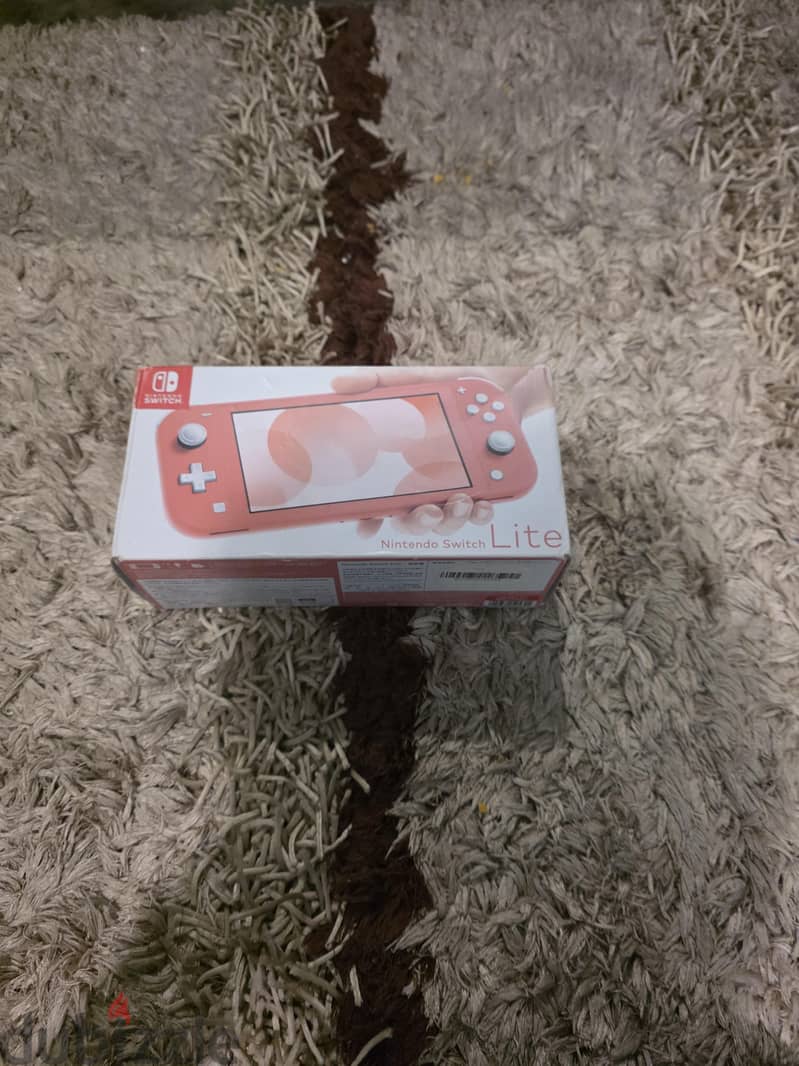 nintendo switch lite 4