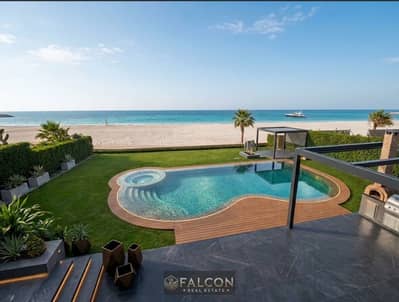 اطلالة بانورامية صف أول على البحر والمارينا من PooL  استلم فوري فيلا مفروشة للبيع مارينا 5 لسان الوزير الساحل الشمالي جوار بورتو العلمين Marina 5