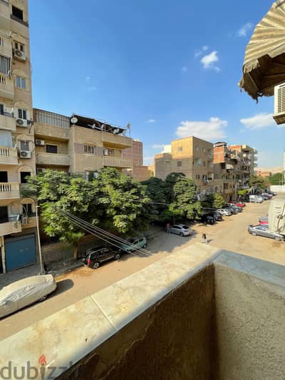للبيع شقة سوبر لوكس جاهزة للسكن فورا - موقع مميز جدا حدائق حلوان
