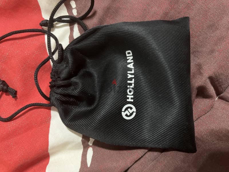 HOLLYLAND A1 WIRELESS MIC 1