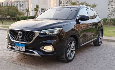 ام جى Hs موديل 2022 حاله نادره 38 الف كيلو