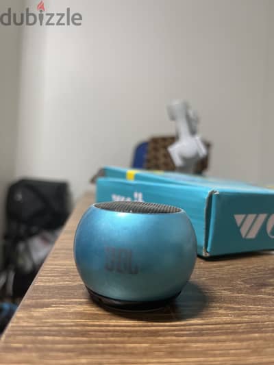 JBL GO