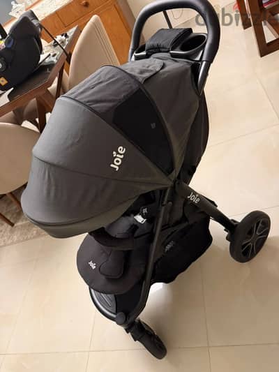 عربية أطفال جوي مع كارسيت Newborn - Joie Travel System (حالة ممتازة)