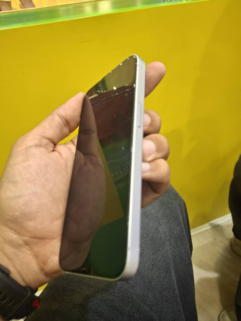 Apple - iPhone 14 1