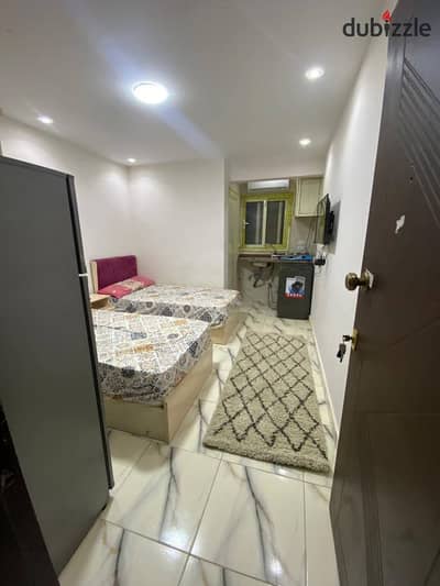 استديو مفروش للايجار اكتوبر الحي الاول شامل المياه خطوات للموقف والحصري والجامعة