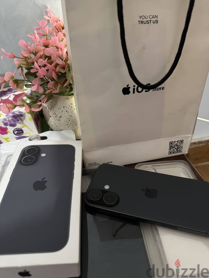 Apple - iPhone 17 2