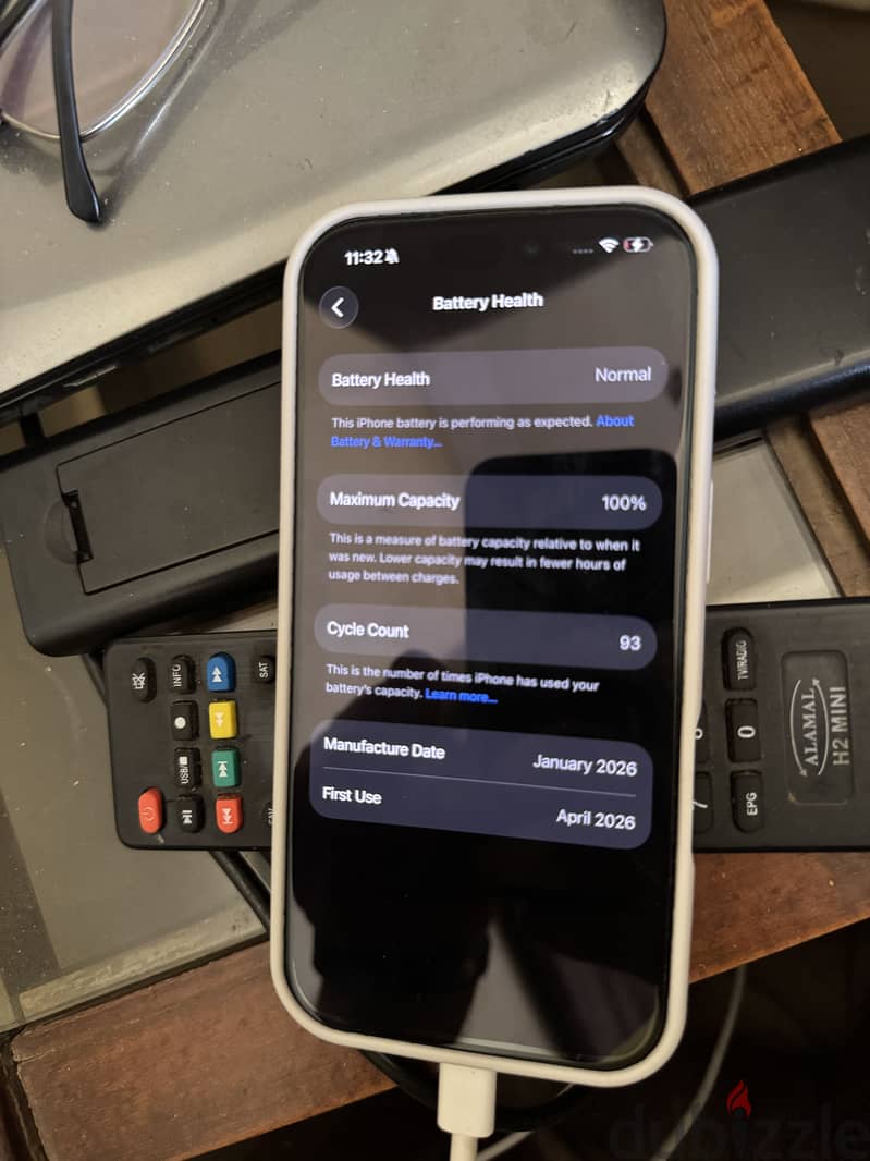 Apple - iPhone 17 3