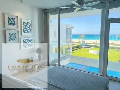 Latest penthouse for sale with two fully finished rooms, kitchen, and air conditioning at the old price, with installments of up to 8 years in Silver Sands from Aura