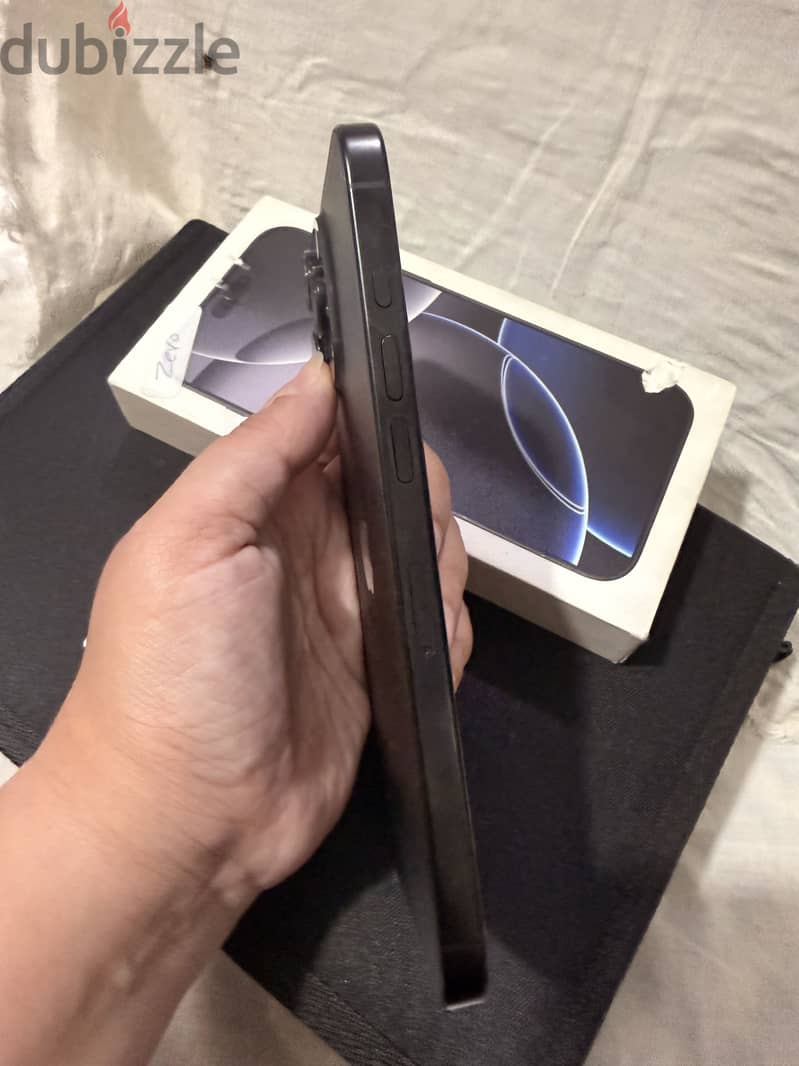 Apple - iPhone 16 Pro Max 4