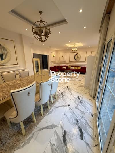 Town House for Rent in Hyde Park with Private Garden & Roof – Fully Furnished