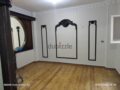 شقه للايجار بدون عفش شارع طيبه كليوباترا حمامات