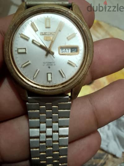 ساعه  seiko 5 automatic vantage اصليه موديل  6119-8083  اكتوبر  1972
