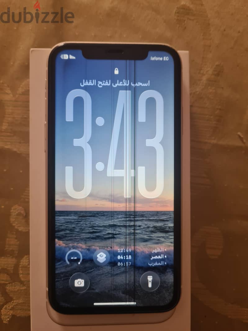 iPhone 11 4