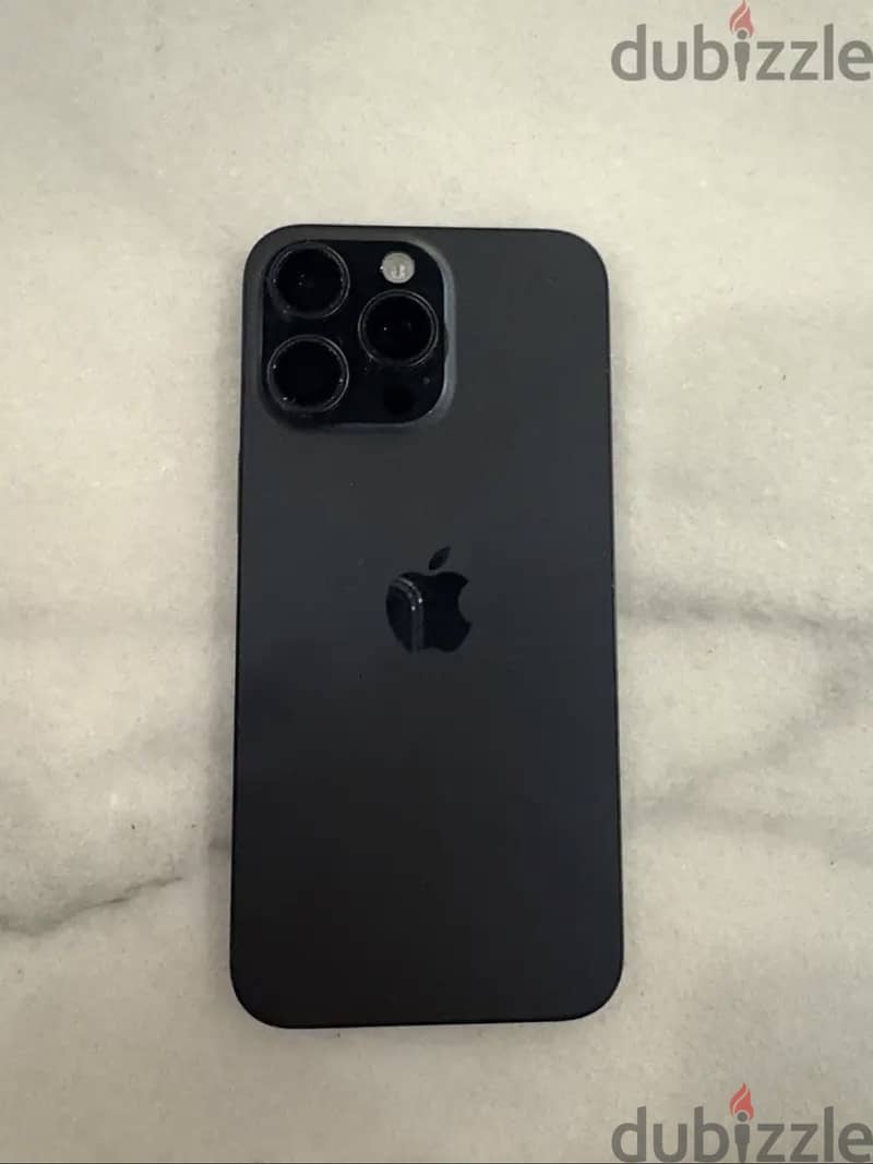 Apple - iPhone 15 Pro Max 3