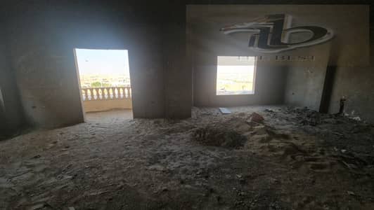 شقة للبيع في اللوتس الشمالية على الشارع الرئيسي مباشرة – التجمع الخامس