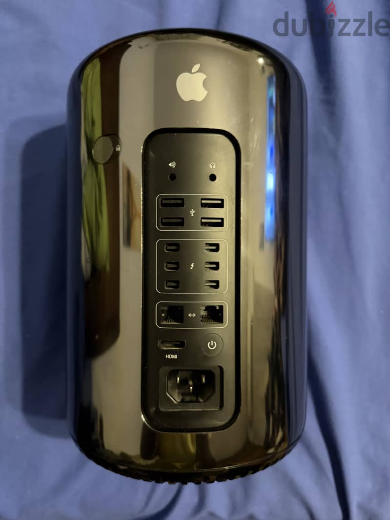 Mac Pro 6.1 Cylinder 1