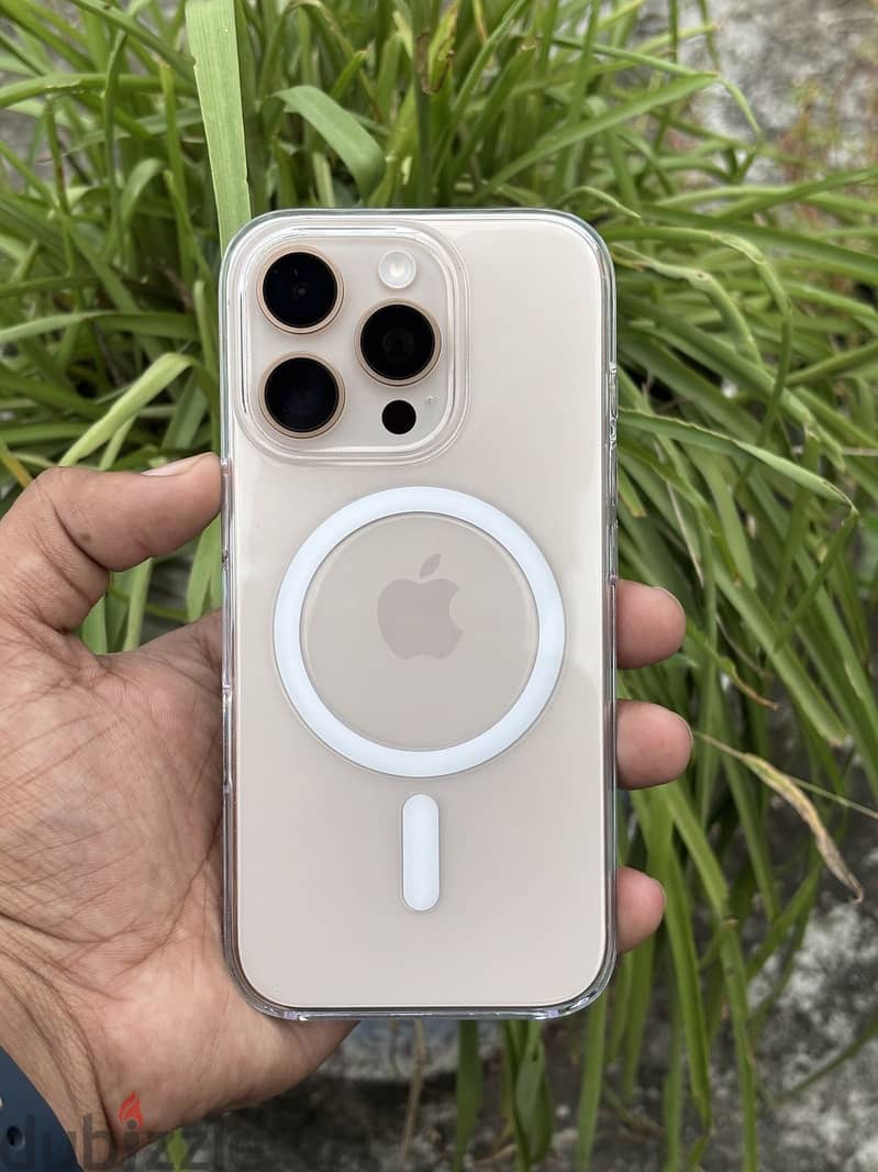 IPHONE 16 Pro Max 1