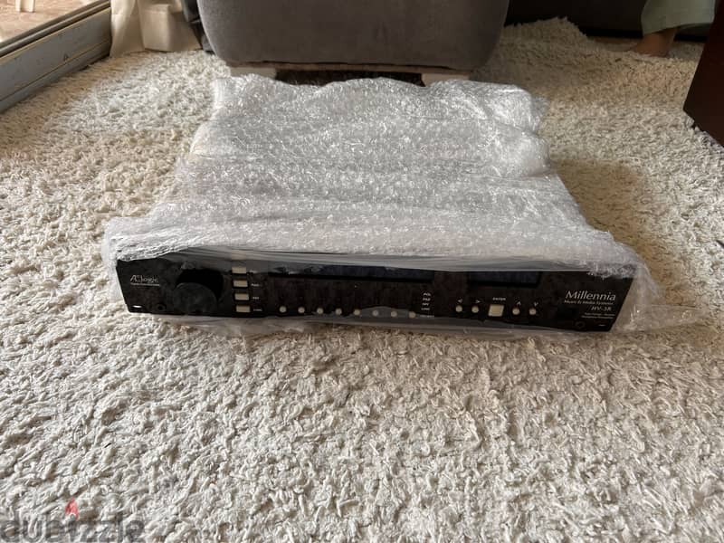 Preamplifier Millennia Media HV-3R 8