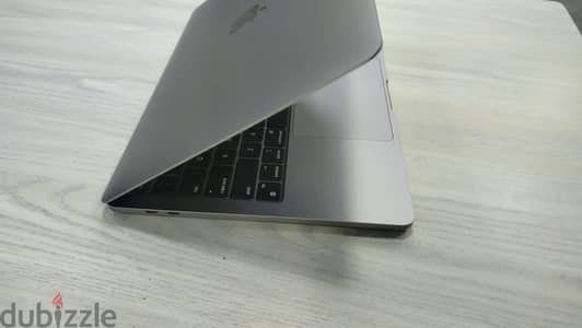 Mac Book pro M2 pro