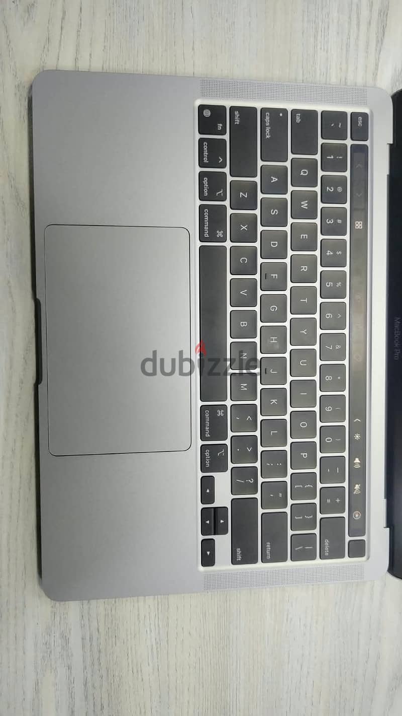 Mac Book pro M2 pro 3