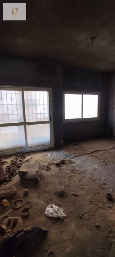 For sale, a ground floor apartment with a garden – in a compound inside Al-Andalus, in front of Dar Misr – Gate 4, 3 minutes from Al-Teseen Street and Hyde Park, and the gates of Ain Sokhna.