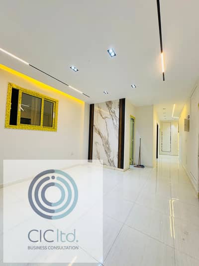 Apartment for sale in the third district in the heart of 6 October - modern building - first housing finishing - ultra lux - floor 2 - elevator - 150 meters - priced at 2,900,000 EGP for quick execution