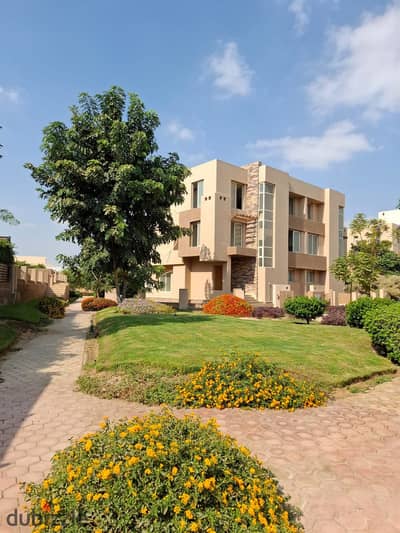 220 SQM Garden Villa for Sale in Rius Compound | 50 SQM Garden | Ultra Super Lux