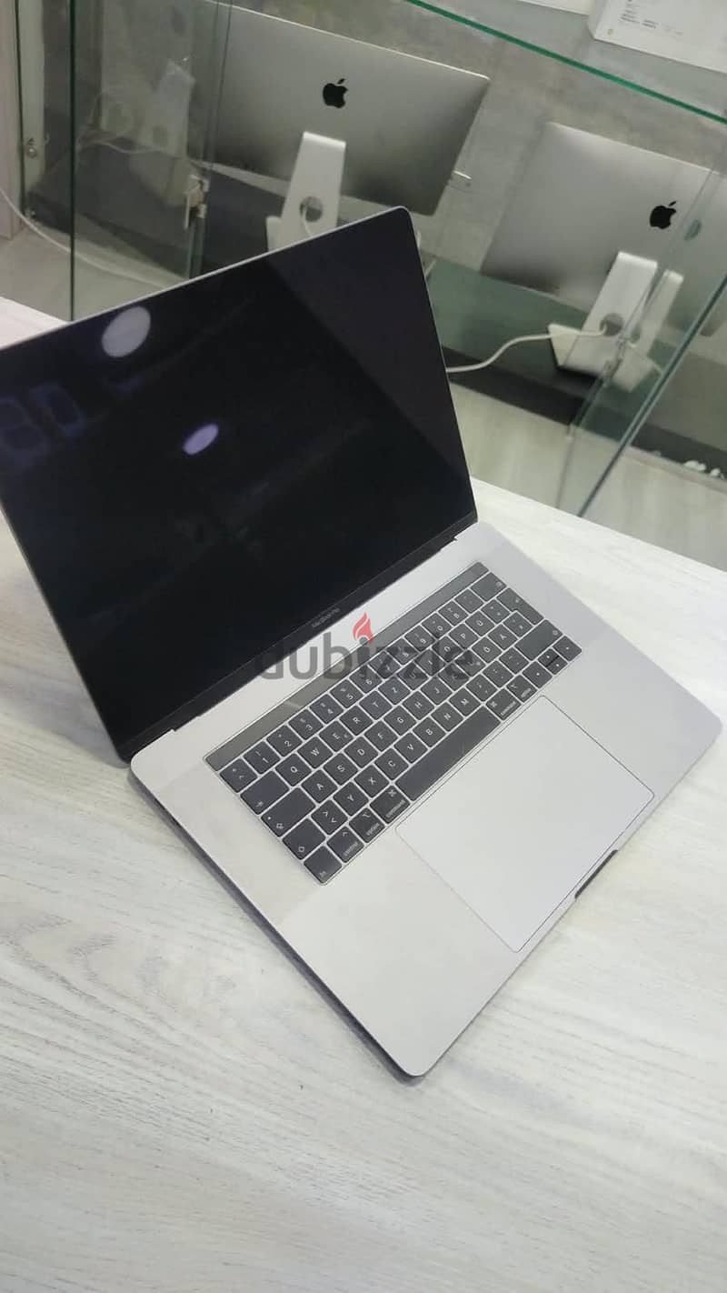 Mac Book pro 2019 1