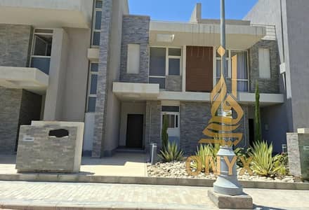 402 sqm Modern Resale Townhouse for Sale, Below Market Price, Ready to Move in Al Maqsad, New Capital