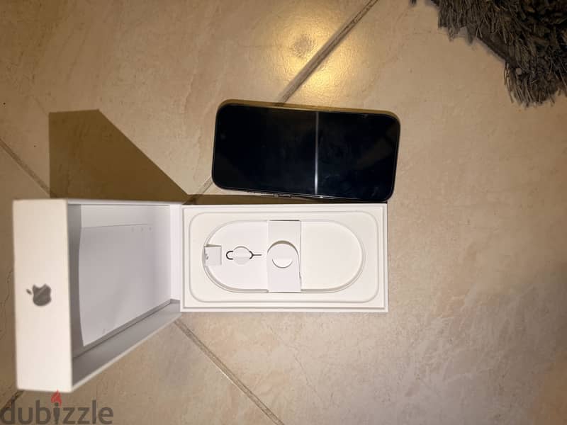 Apple - iPhone 16 Pro 1