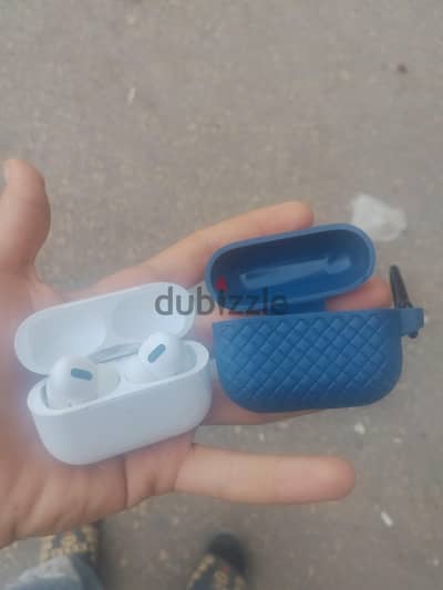 ايربودز